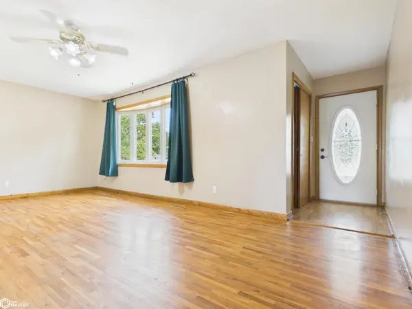 527 Bryan RD, Ottumwa, IA 52501