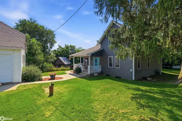 2537 Q AVE, Clutier, IA 52217