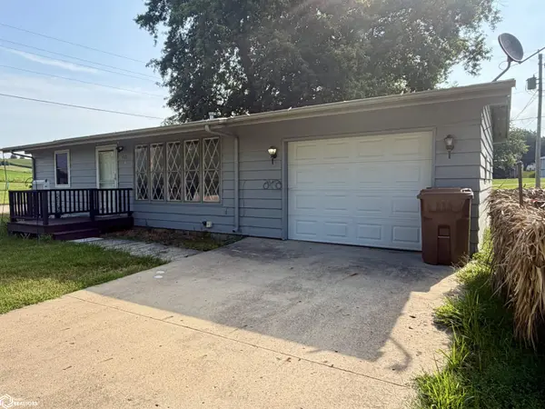 102 2nd AVE, Audubon, IA 50025