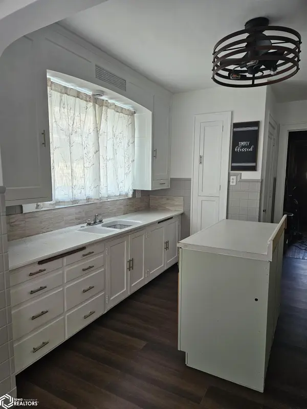 178 E Alta Vista AVE, Ottumwa, IA 52501