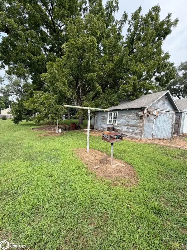 123 N Madison AVE, Ottumwa, IA 52501