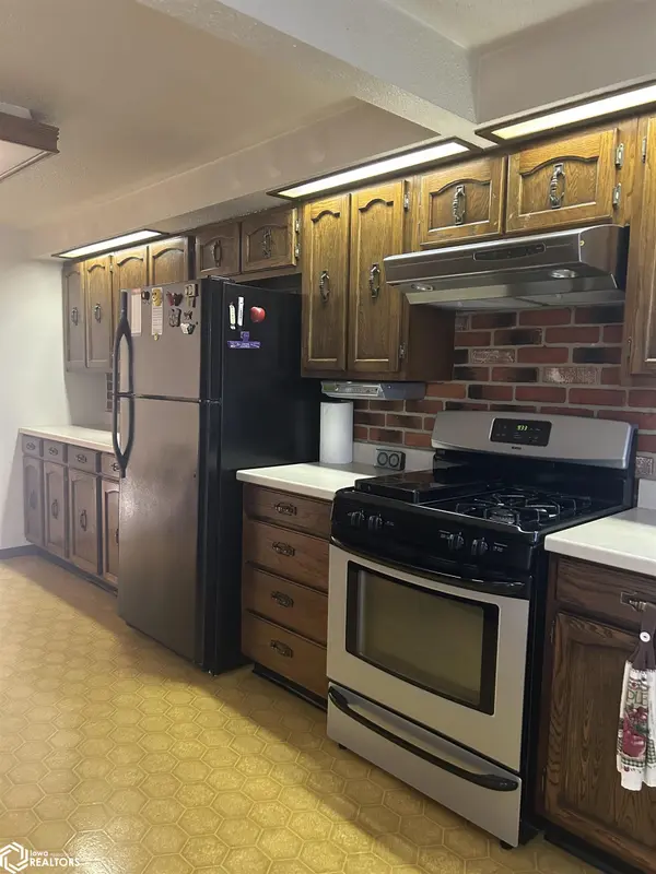 1322 Wren Ave, Dumont, IA 50625