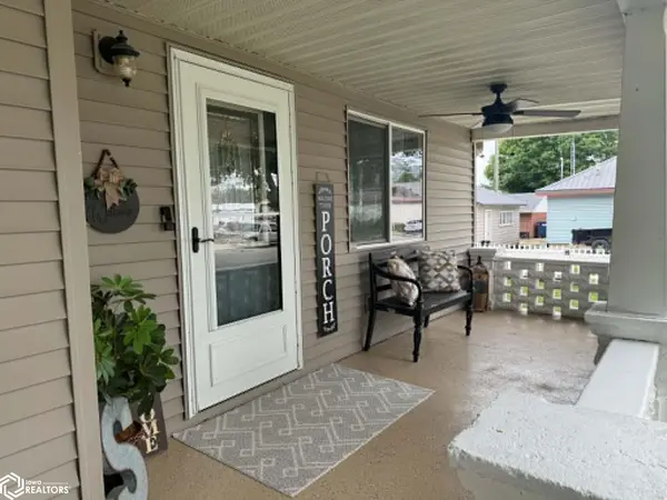 27 1St ST, Nora Springs, IA 50458