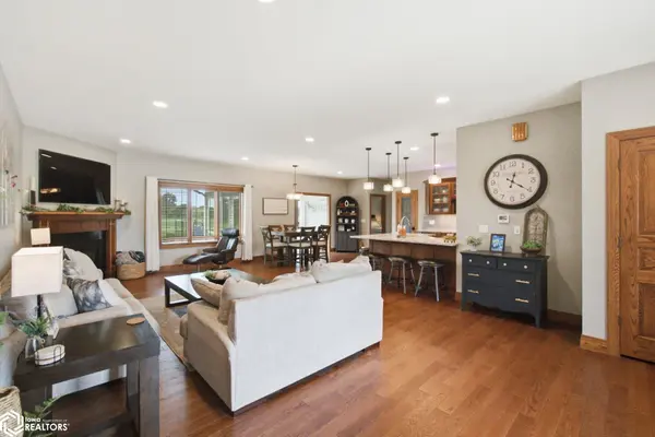 2937 Morning Star CT, Mason City, IA 50401