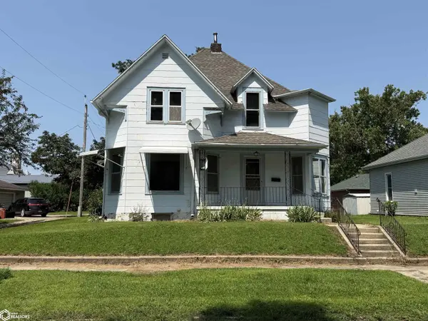 1110 16th AVE, Eldora, IA 50627