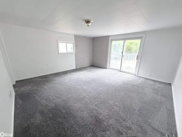 1220 Virginia Ave., Burlington, IA 52601