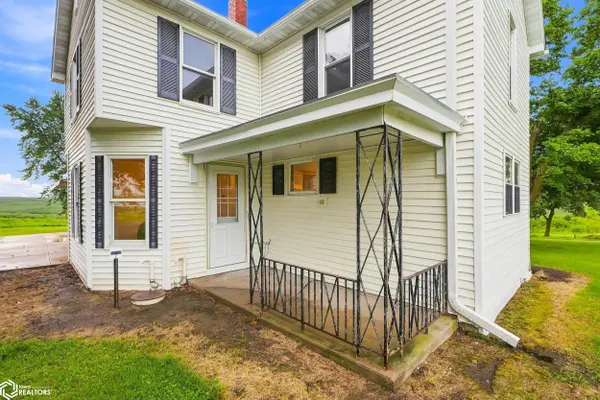 2364 Highway 16, West Point, IA 52656