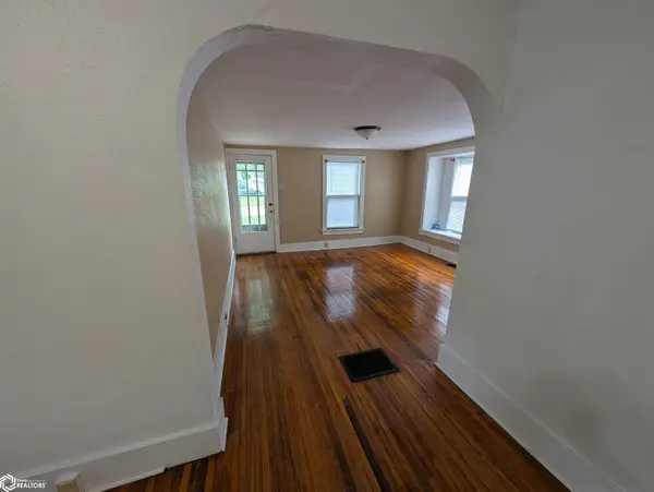 412 Pine ST, Burlington, IA 52601