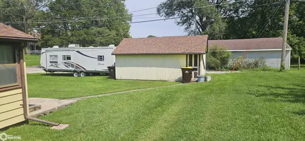 212 E Webster ST, Osceola, IA 50213