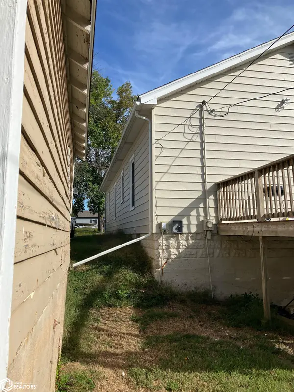 3102 Avenue J, Fort Madison, IA 52627