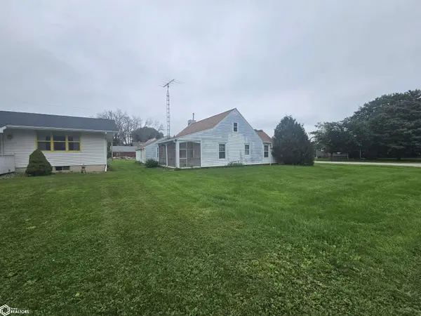 121 S 3rd ST, Klemme, IA 50449