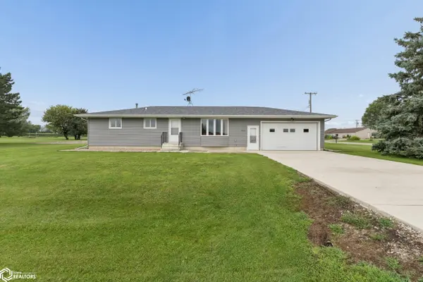 3310 Delaware AVE, Mason City, IA 50401