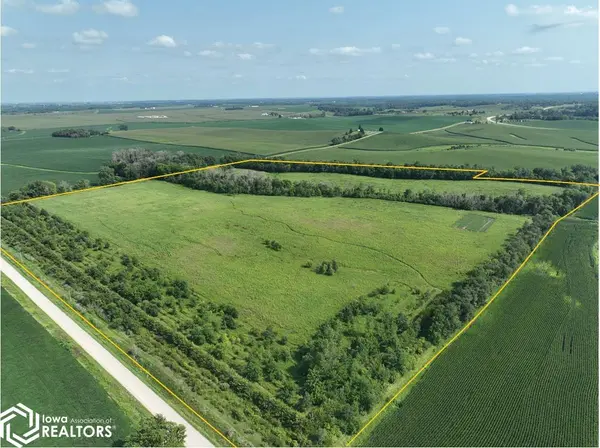 220th ST, Tipton, IA 52772