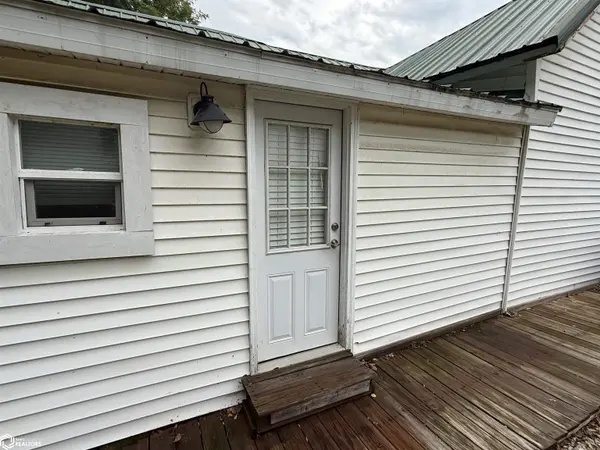 1003 4Th ST, Keosauqua, IA 52565