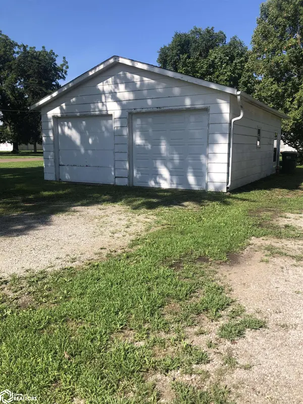 1307 Green ST, Oskaloosa, IA 52577