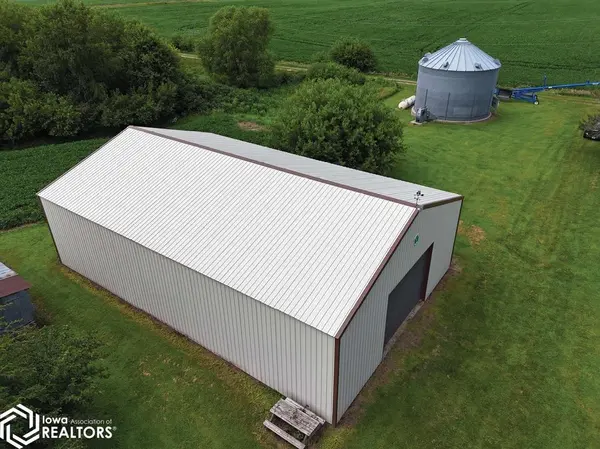 711 115th ST, Joy, IL 61260