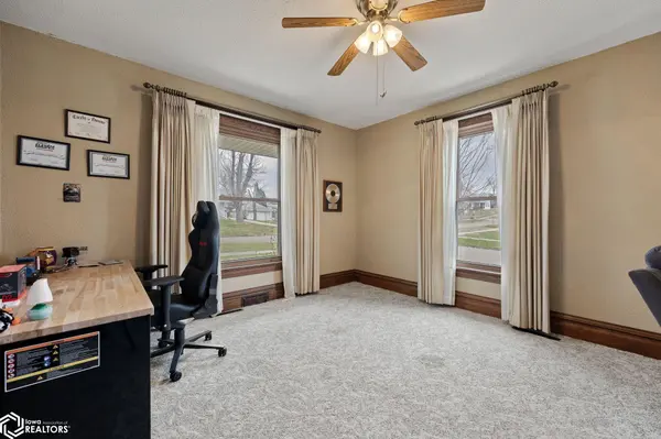 1707 8th Ave AVE, Belle Plaine, IA 52208