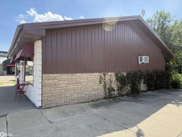 1014 N 18Th ST, Centerville, IA 52544
