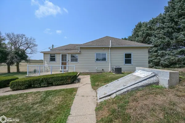1331 Q AVE, Charter Oak, IA 51439
