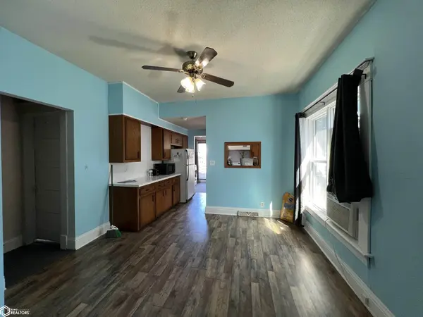 307 N Pine ST, Creston, IA 50801