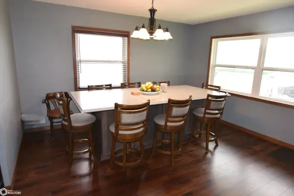 111 10th AVE, Clarion, IA 50525
