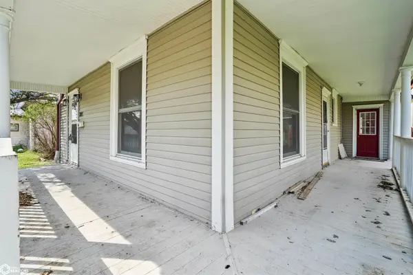 205 E Wilson ST, New London, IA 52645