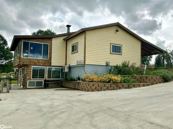 16494 233RD AVE, Centerville, IA 52544
