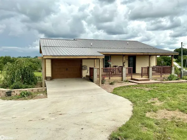 16494 233RD AVE, Centerville, IA 52544