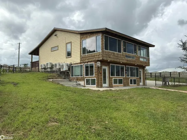 16494 233RD AVE, Centerville, IA 52544