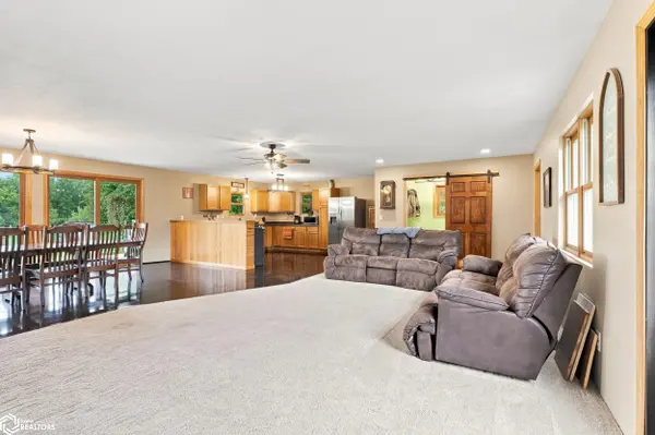 2096 290th Ave, Fort Madison, IA 52627