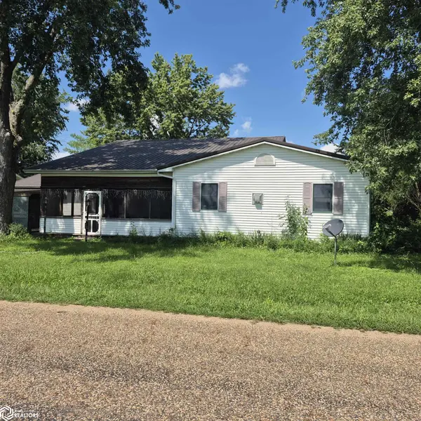 303 E Walnut, Eldon, IA 52554