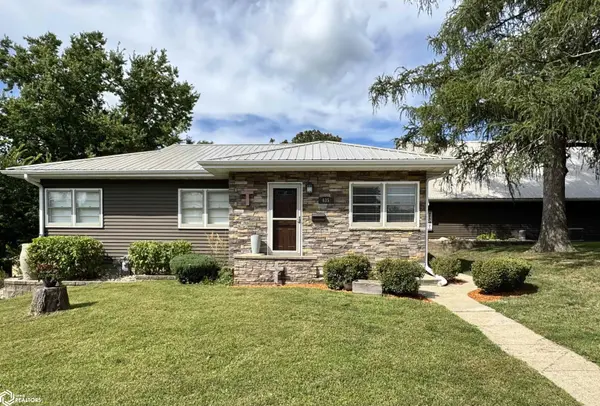 435 W N ST, Forest City, IA 50436
