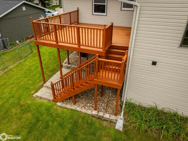 702 Newcastle RD, Marshalltown, IA 50158