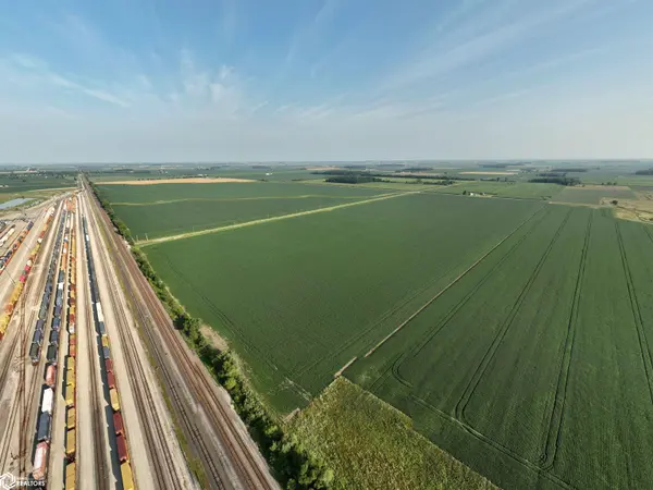 Highway 111, Palmyra, IL 62674