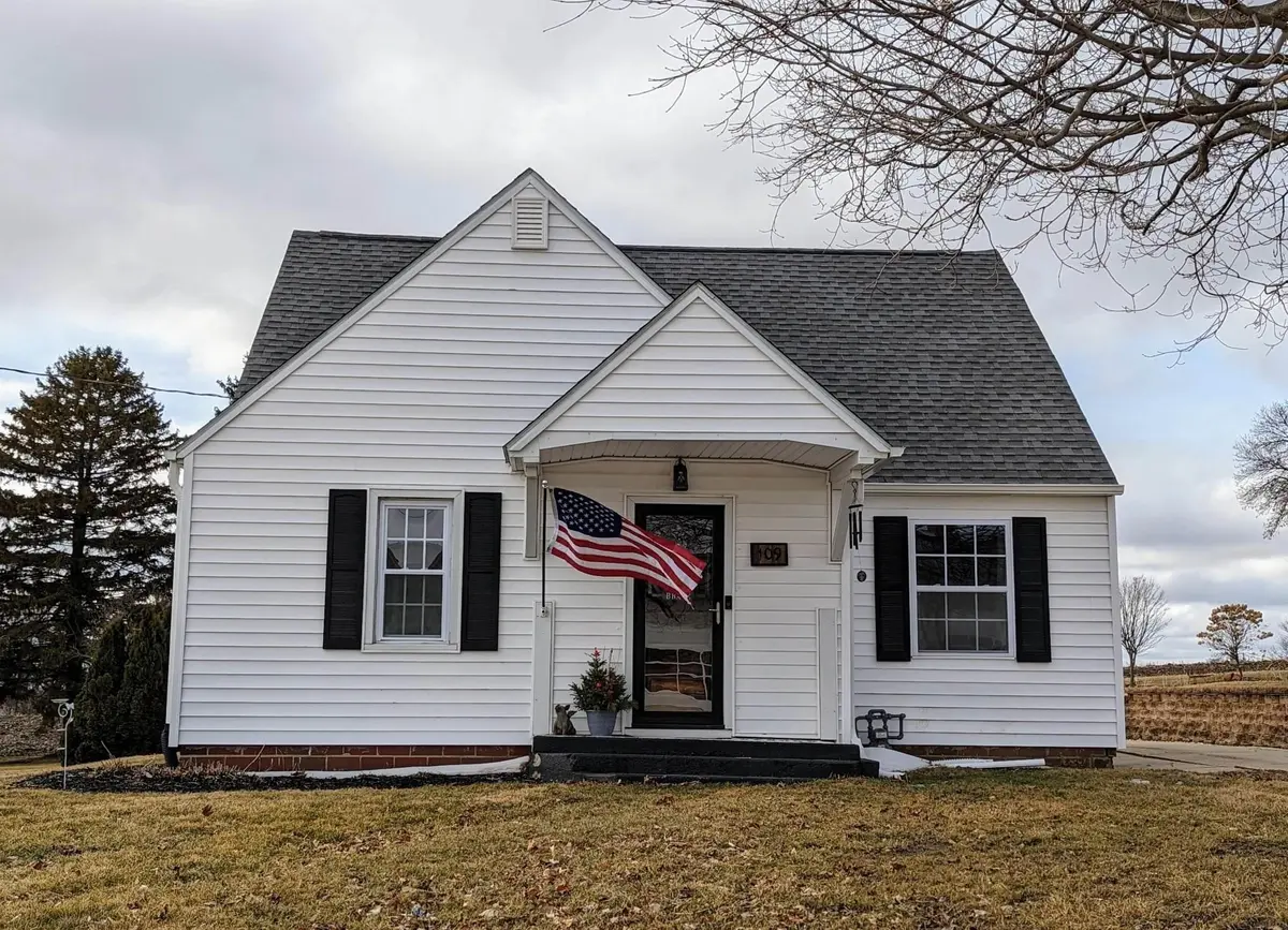 109 W Brooks ST, Ossian, IA 52161