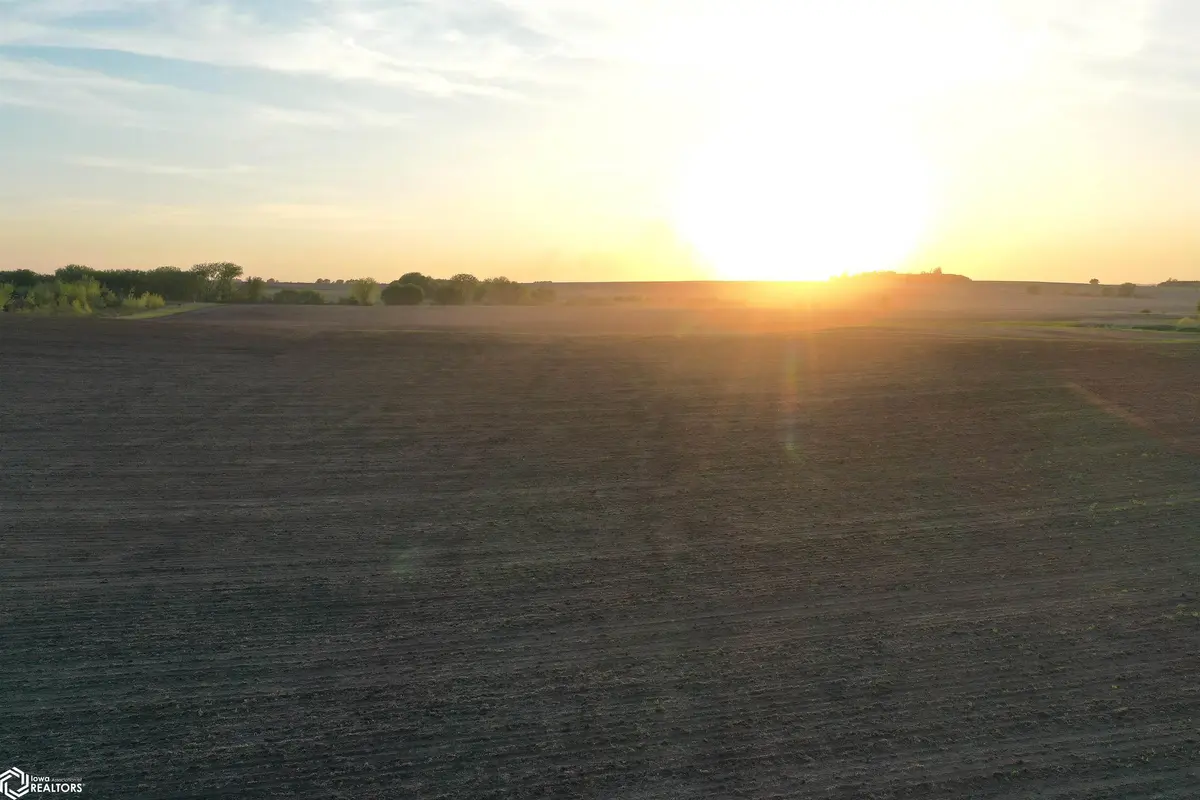 2535 York AVE, Fredericksburg, IA 50630