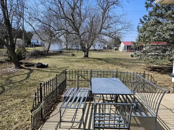 112 9th Ave SE, Oelwein, IA 50662