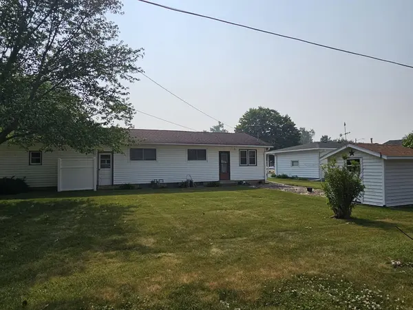 900 2nd Ave SW, Oelwein, IA 50662