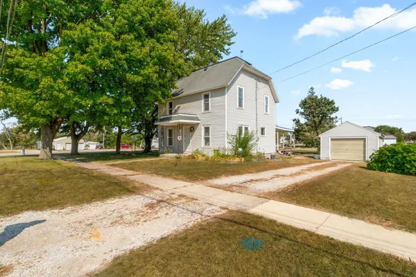 102 Oak, Fredericksburg, IA 50630