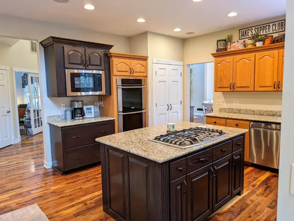 2551 Eastwood RD, Decorah, IA 52101