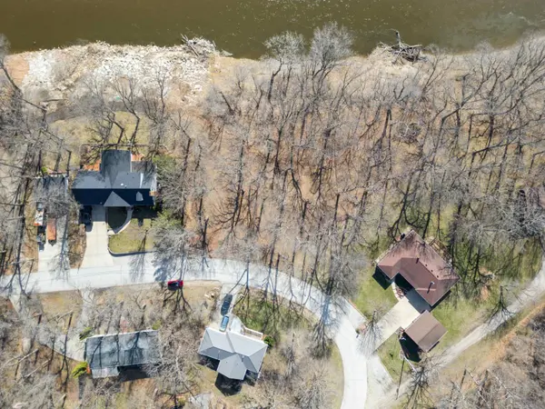 Lot 4 & 5 Oakwood DR, Evansdale, IA 50707