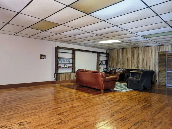 118 W Center ST, Monona, IA 52159