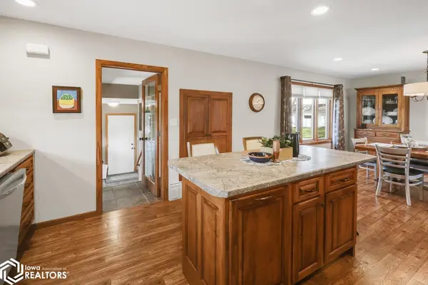 301 Otley ST, Leighton, IA 50143