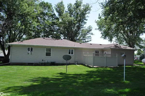 226 W 1st ST, Halbur, IA 51444