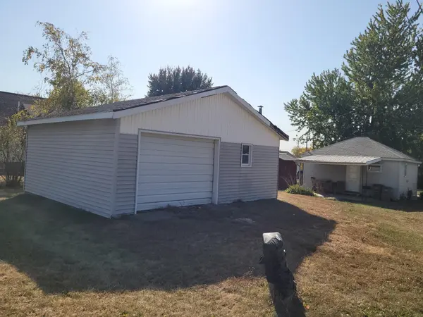 509 3rd Ave NW, Oelwein, IA 50662