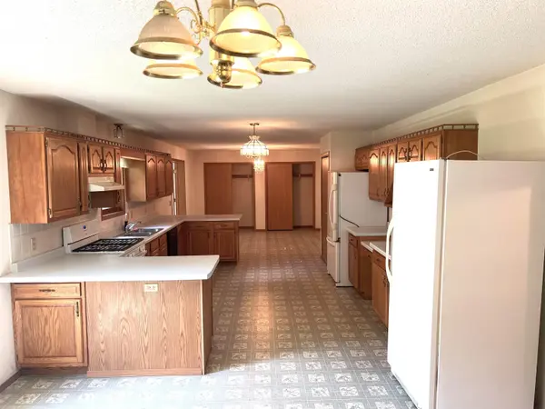 19178 Garden AVE, Elma, IA 50628