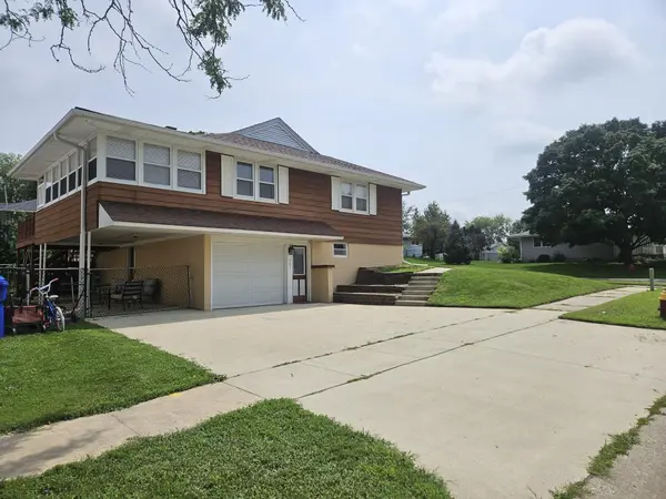 701 5th St. SE, Oelwein, IA 50662