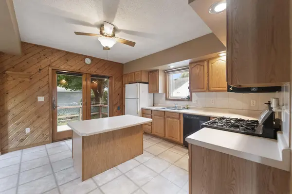 207 W 5Th St ST, Sumner, IA 50674