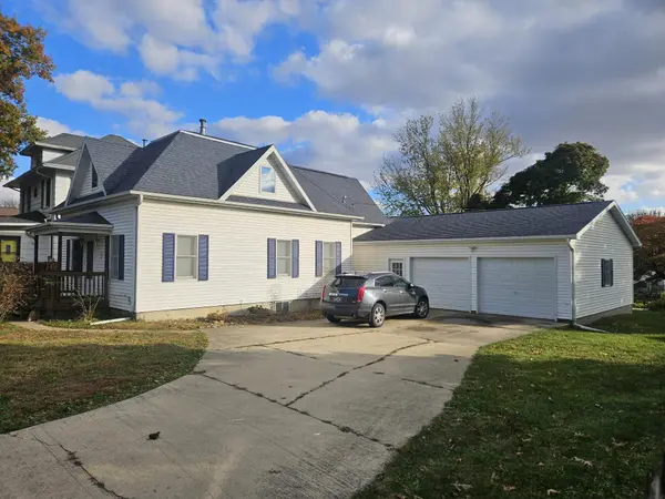 32 6th St. NW, Oelwein, IA 50662