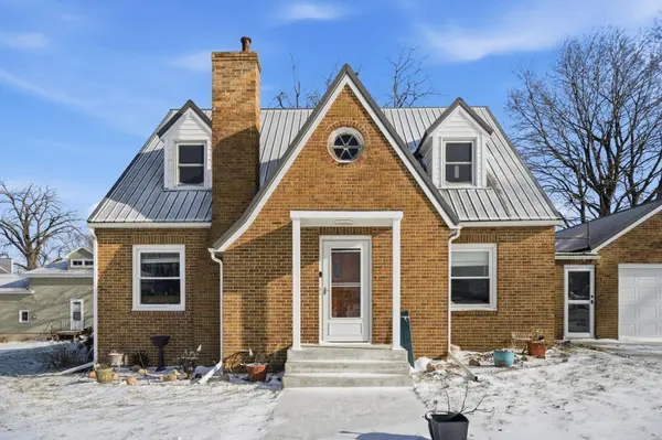 612 NE 4th AVE, Independence, IA 50644